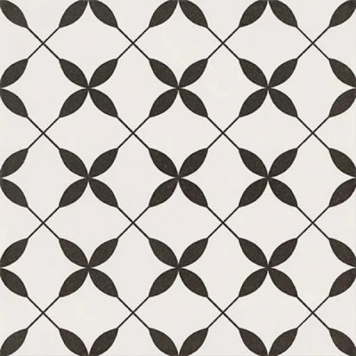 Patchwork Clover Black Pattern 30×30